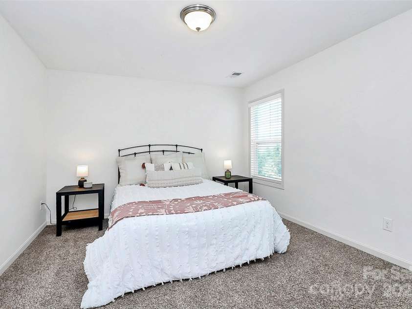 8916 Inverness Bay Road, Charlotte, NC 28278.  MLS# CAR4258017, YatesRealty ID 18286. Third secondary bedroom on the upper level