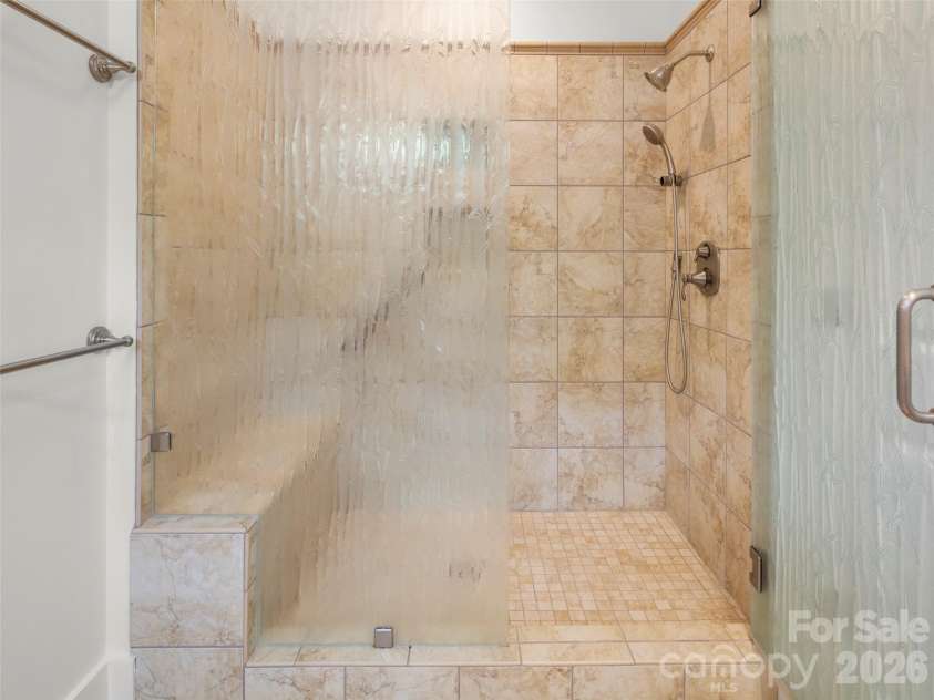 100 Klein Street, Asheville, NC 28805.  MLS# CAR4358648, YatesRealty ID 18288. 