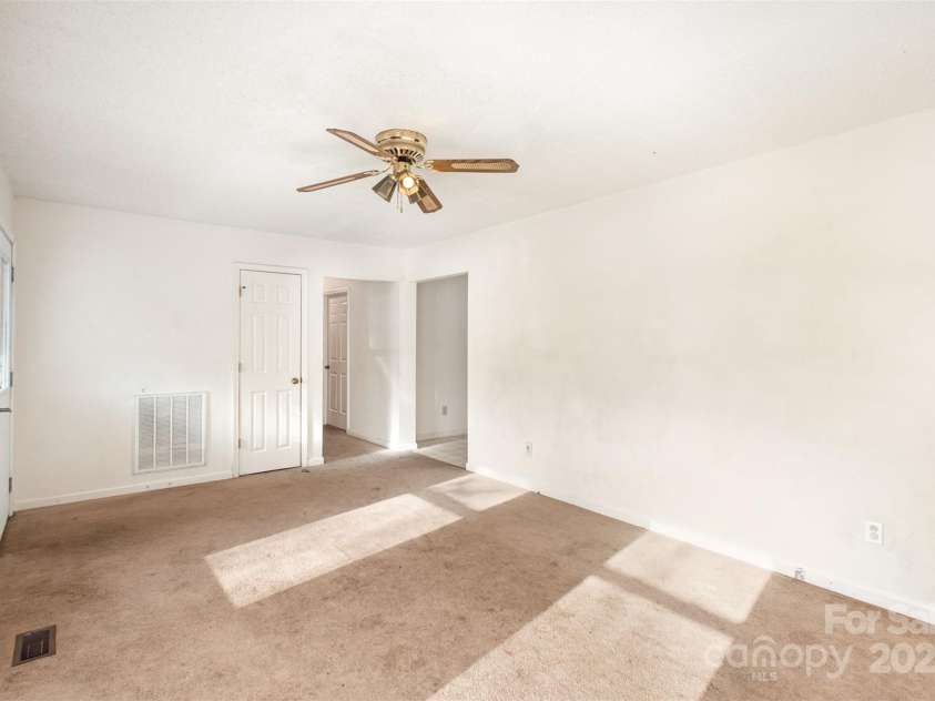 2888 Robinson Road, Newton, NC 28658.  MLS# CAR4227065, YatesRealty ID 1829. 