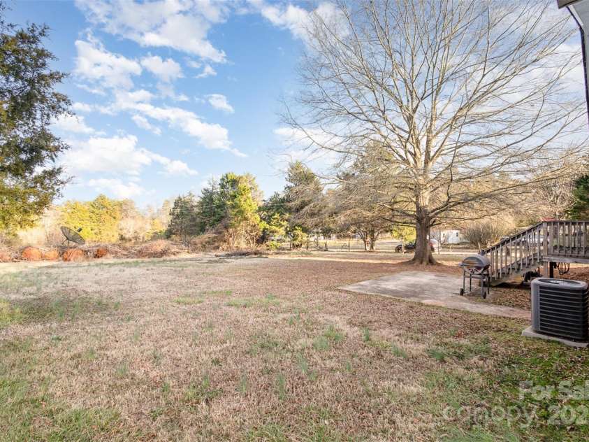 2888 Robinson Road, Newton, NC 28658.  MLS# CAR4227065, YatesRealty ID 1829. 