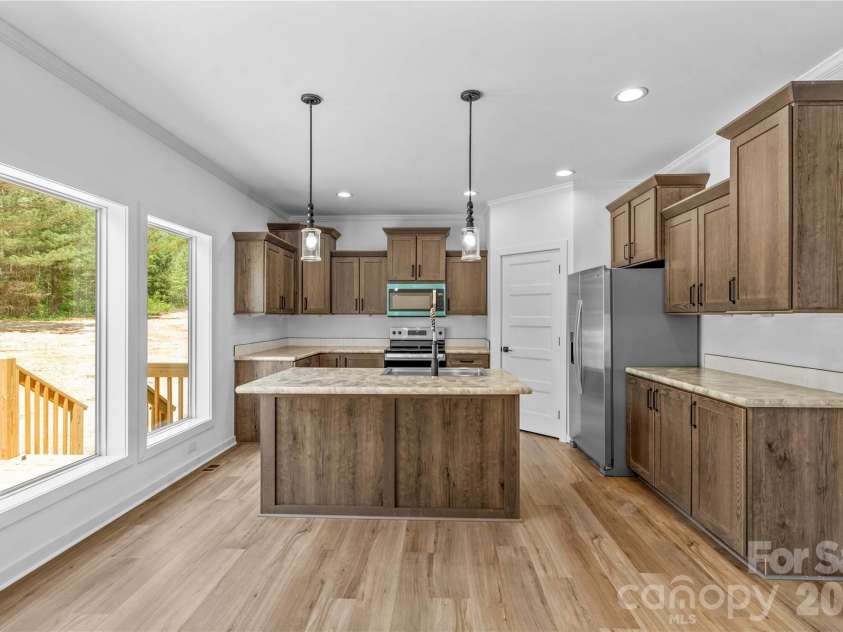 6016 Bridges Street, Catawba, NC 28609.  MLS# CAR4373073, YatesRealty ID 18291. 