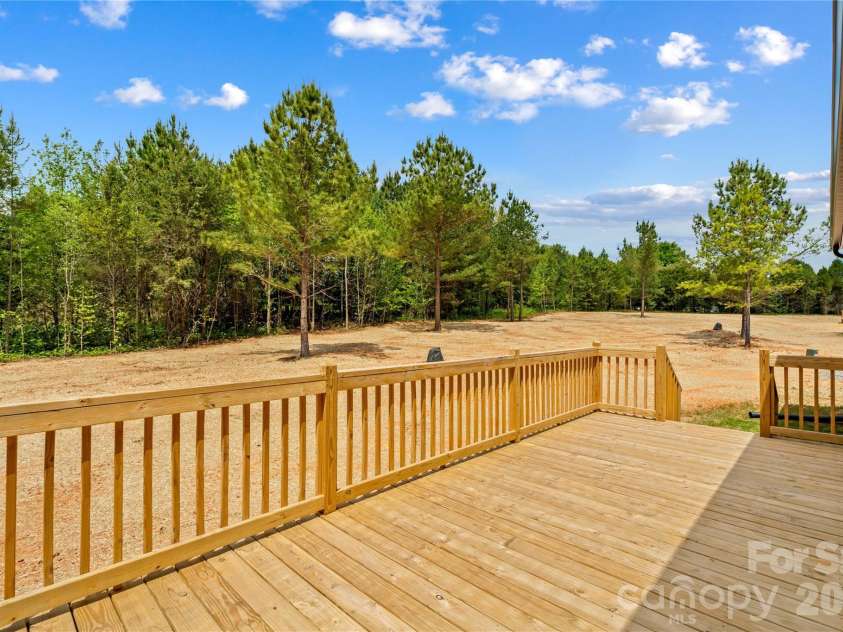 6016 Bridges Street, Catawba, NC 28609.  MLS# CAR4373073, YatesRealty ID 18291. 