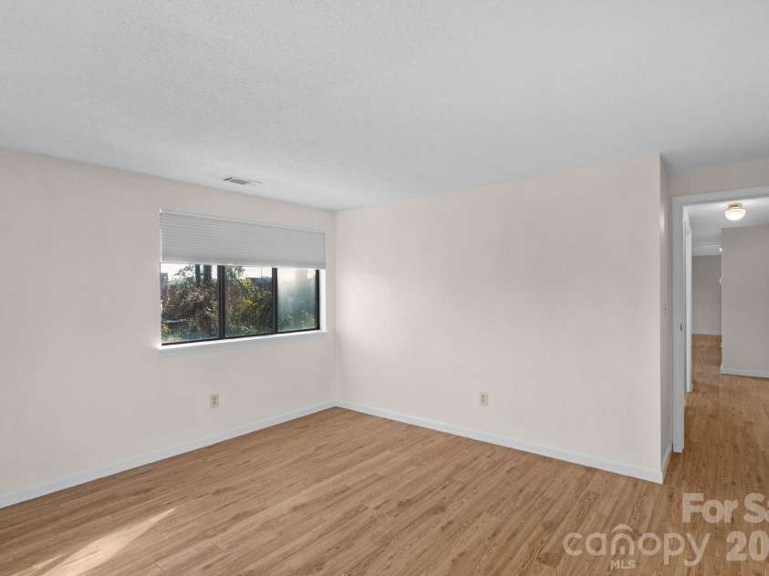 7530 Pebblestone Drive, Charlotte, NC 28212.  MLS# CAR4335858, YatesRealty ID 18292. 2nd bedroom