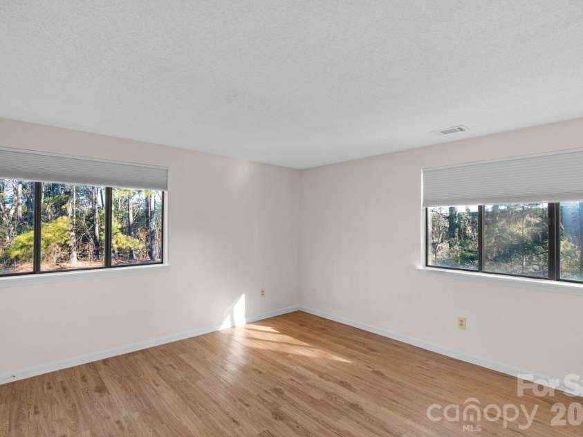 7530 Pebblestone Drive, Charlotte, NC 28212.  MLS# CAR4335858, YatesRealty ID 18292. Primary Bedroom