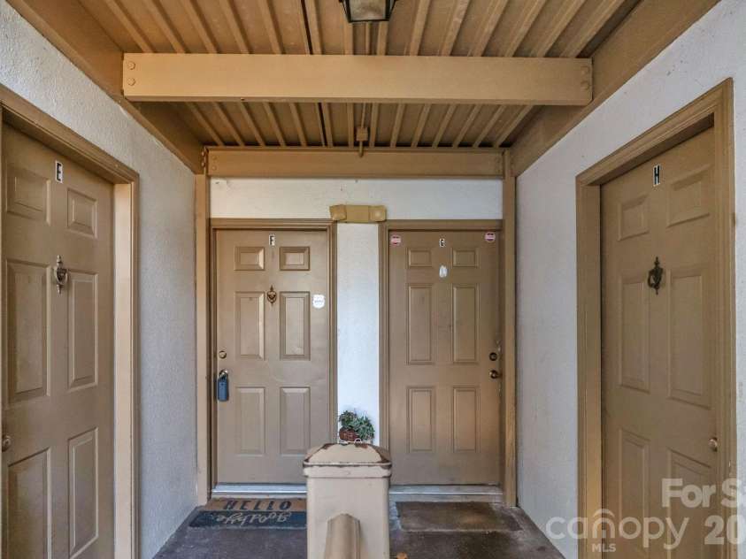 7530 Pebblestone Drive, Charlotte, NC 28212.  MLS# CAR4335858, YatesRealty ID 18292. Unit F on the Left