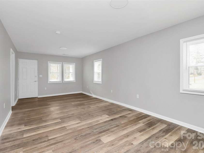55 Dunn Street, Belmont, NC 28012.  MLS# CAR4360009, YatesRealty ID 18293. 