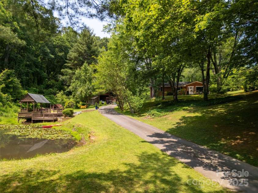 26 Melton Road, Candler, NC 28715.  MLS# CAR4268162, YatesRealty ID 18294. 