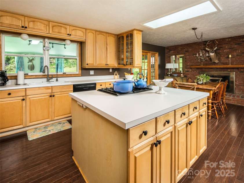 26 Melton Road, Candler, NC 28715.  MLS# CAR4268162, YatesRealty ID 18294. 