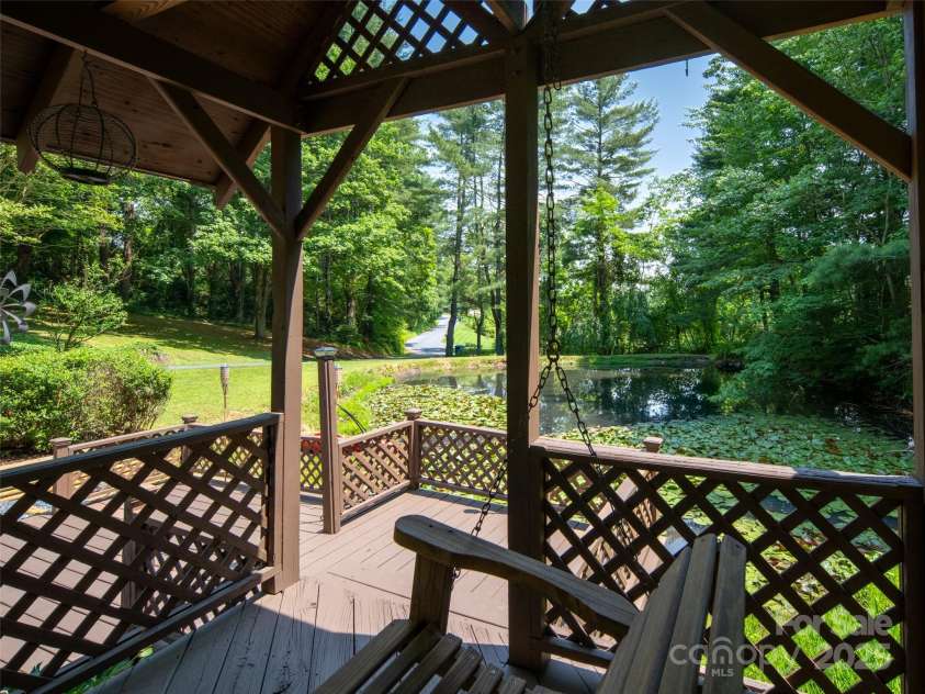 26 Melton Road, Candler, NC 28715.  MLS# CAR4268162, YatesRealty ID 18294. 