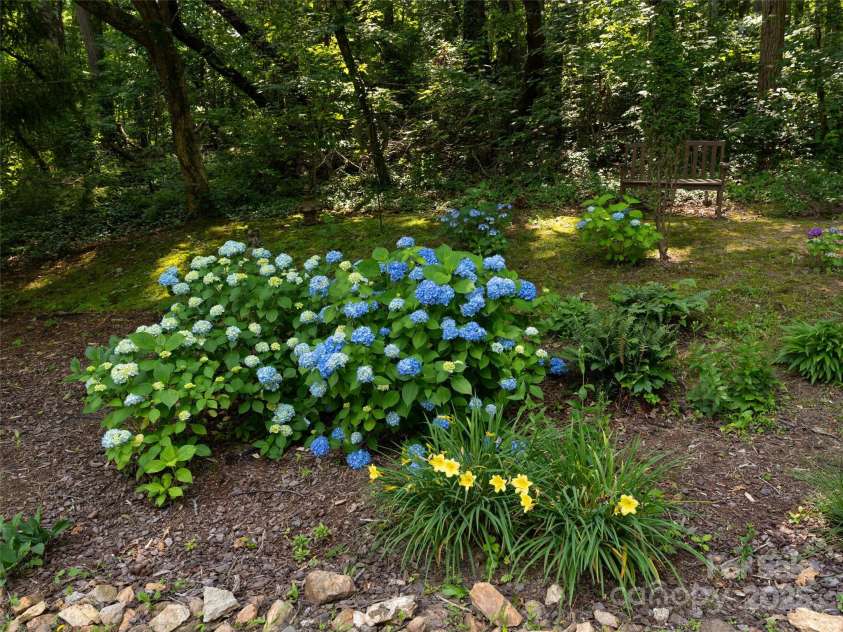 26 Melton Road, Candler, NC 28715.  MLS# CAR4268162, YatesRealty ID 18294. 