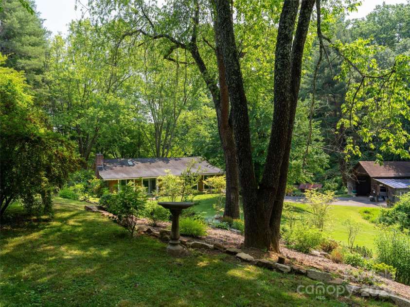 26 Melton Road, Candler, NC 28715.  MLS# CAR4268162, YatesRealty ID 18294. 