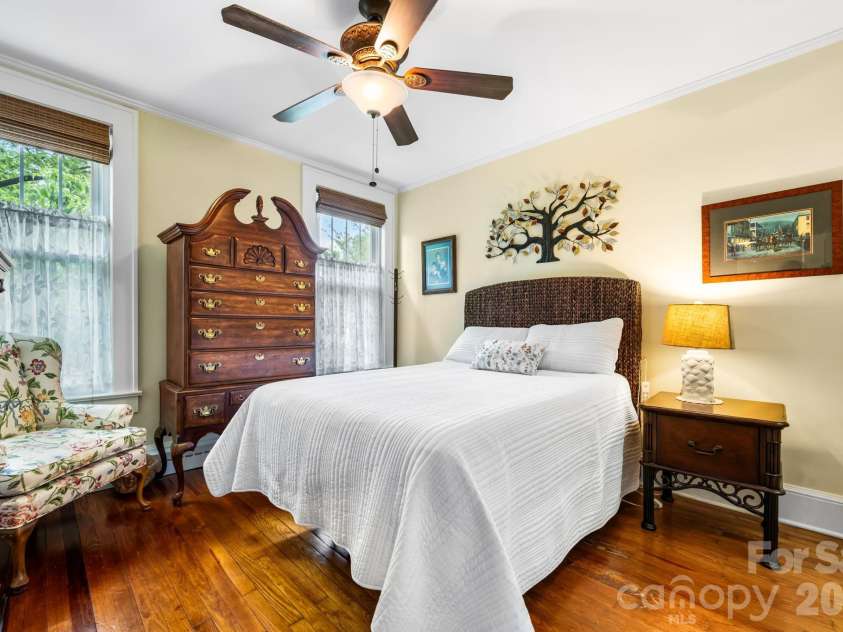 214 Webb Street, Statesville, NC 28677.  MLS# CAR4376725, YatesRealty ID 18295. 