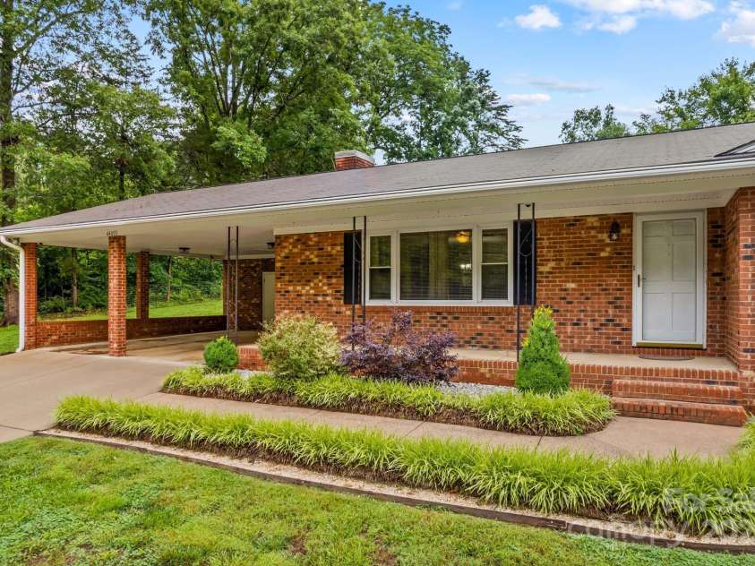 44092 Woodhurst Road, New London, NC 28127.  MLS# CAR4265872, YatesRealty ID 18297. 