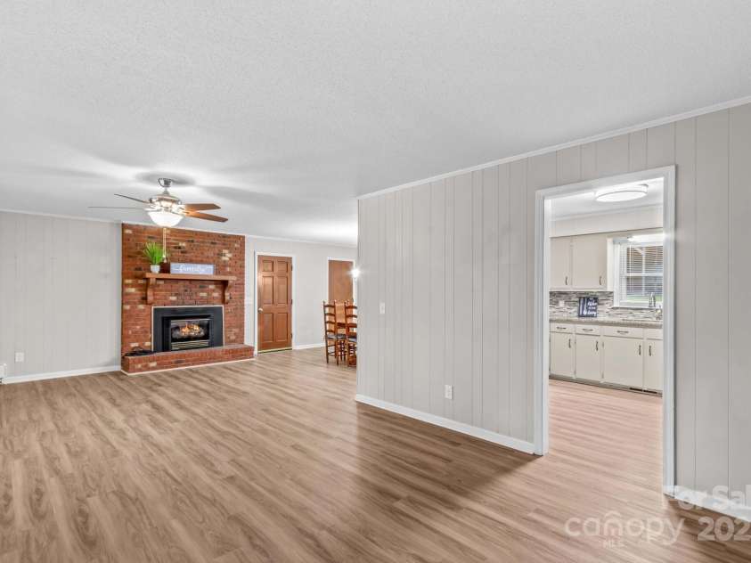 44092 Woodhurst Road, New London, NC 28127.  MLS# CAR4265872, YatesRealty ID 18297. 