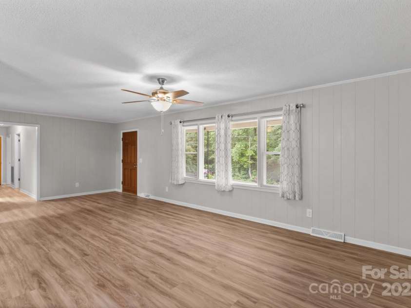 44092 Woodhurst Road, New London, NC 28127.  MLS# CAR4265872, YatesRealty ID 18297. 