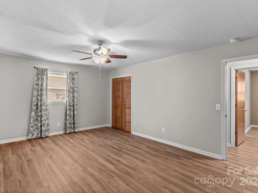 44092 Woodhurst Road, New London, NC 28127.  MLS# CAR4265872, YatesRealty ID 18297. 