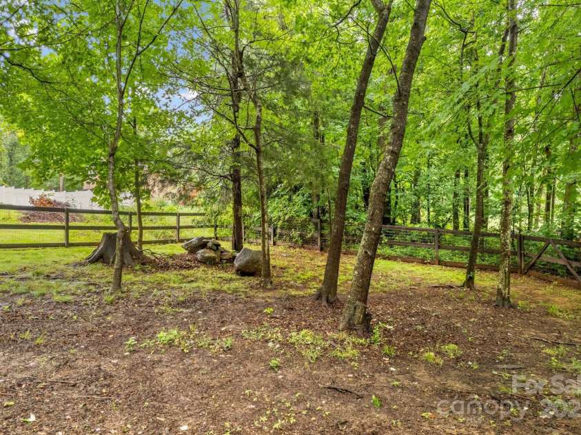44092 Woodhurst Road, New London, NC 28127.  MLS# CAR4265872, YatesRealty ID 18297. 