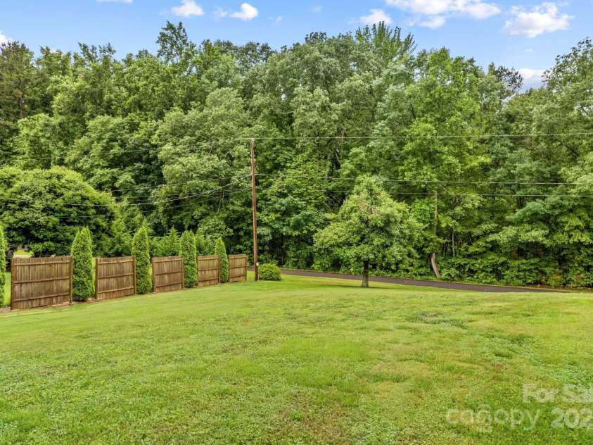 44092 Woodhurst Road, New London, NC 28127.  MLS# CAR4265872, YatesRealty ID 18297. 