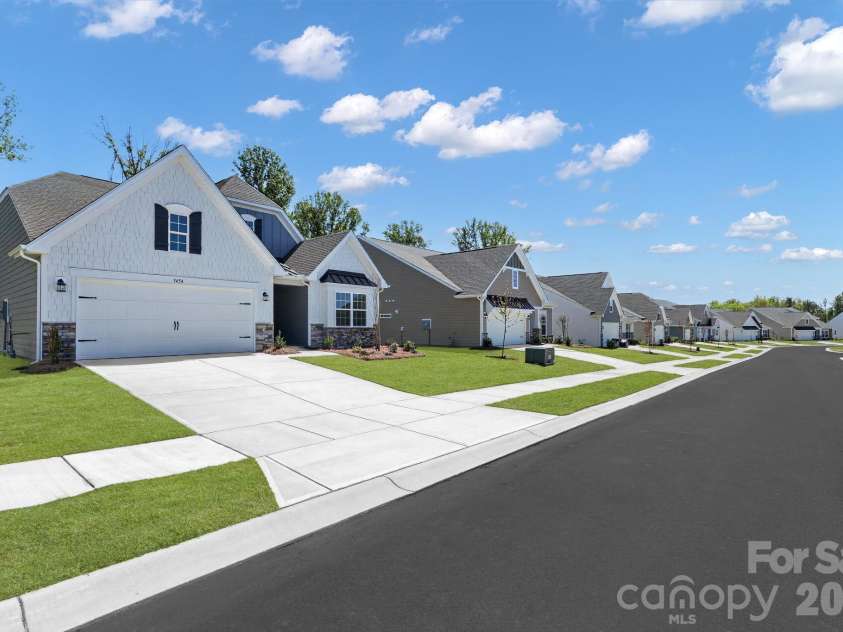 5454 Redbud Road, Lancaster, SC 29720.  MLS# CAR4368554, YatesRealty ID 18297. 