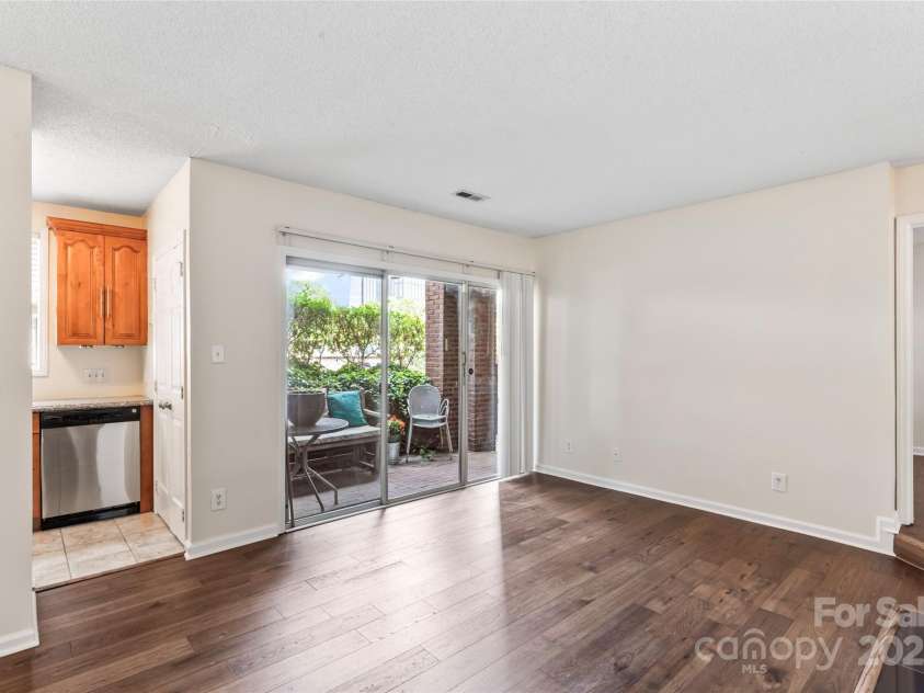 1101 Morehead Street, Charlotte, NC 28204.  MLS# CAR4276615, YatesRealty ID 18298. Let's go check out the kitchen!