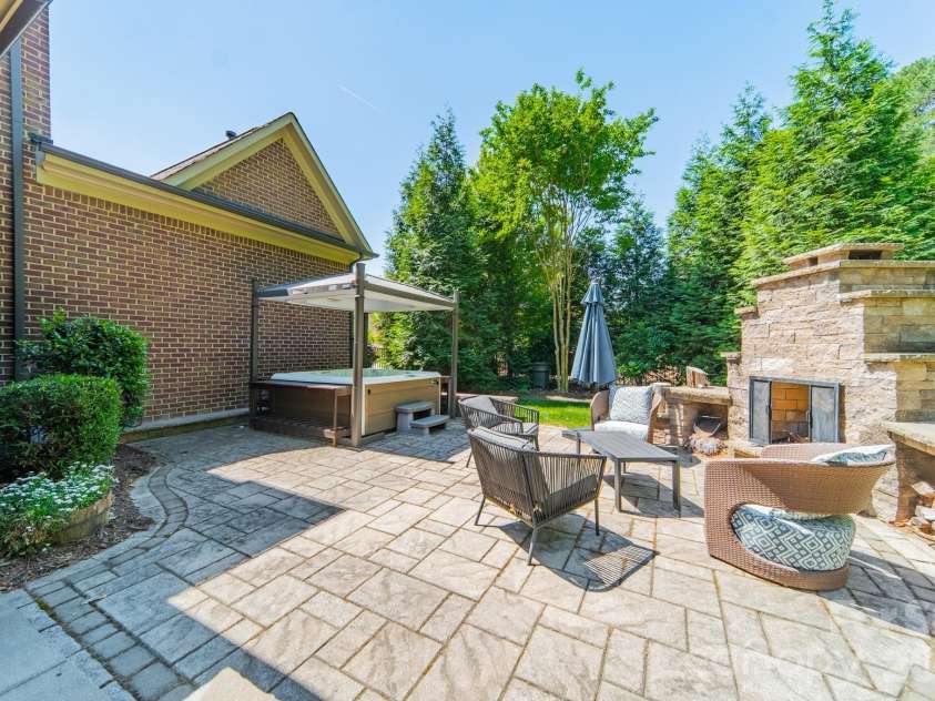 8108 Tosomock Lane, Huntersville, NC 28078.  MLS# CAR4372978, YatesRealty ID 18298. 