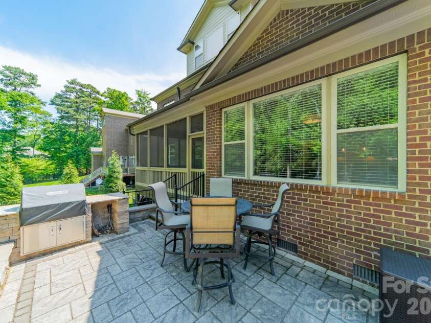 8108 Tosomock Lane, Huntersville, NC 28078.  MLS# CAR4372978, YatesRealty ID 18298. 