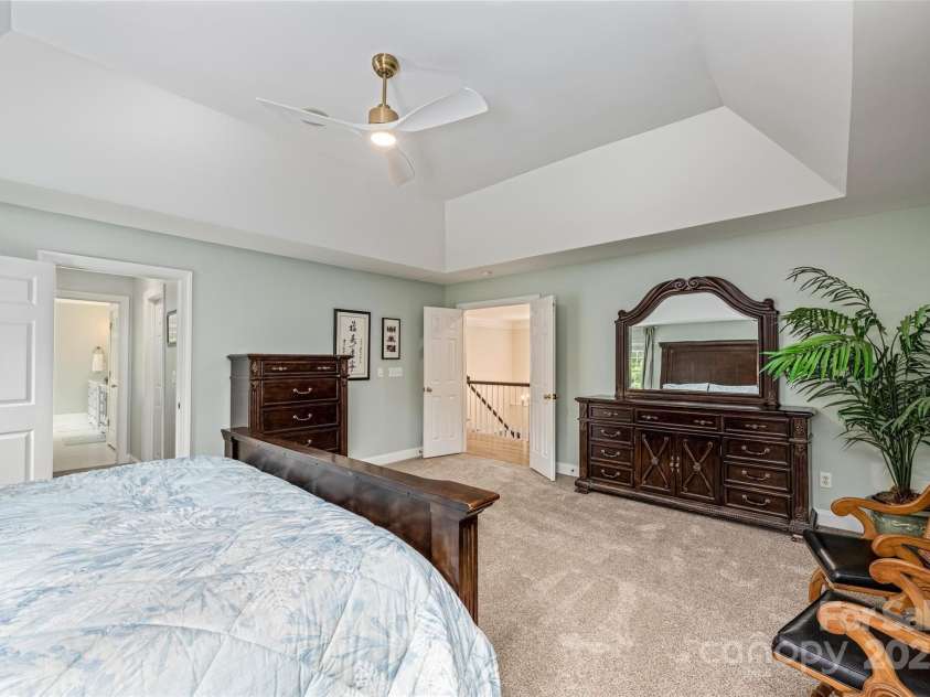 19625 Callaway Hills Lane, Davidson, NC 28036.  MLS# CAR4266428, YatesRealty ID 18299. 