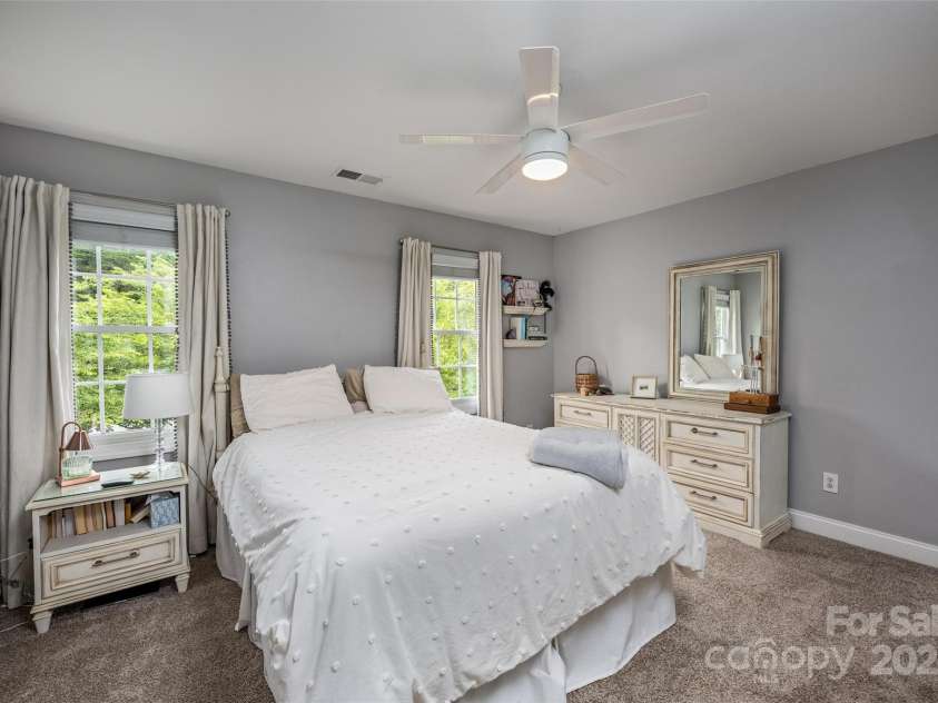 19625 Callaway Hills Lane, Davidson, NC 28036.  MLS# CAR4266428, YatesRealty ID 18299. 