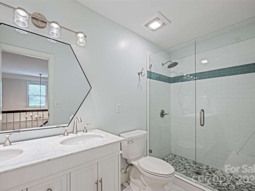 19625 Callaway Hills Lane, Davidson, NC 28036.  MLS# CAR4266428, YatesRealty ID 18299. 