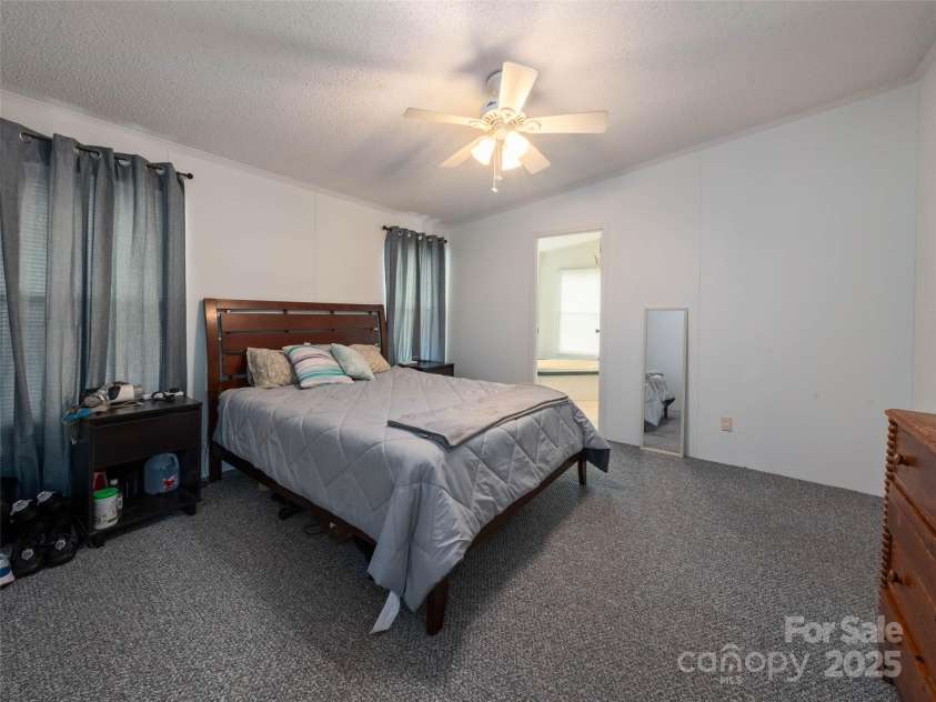 20 & 28 Toby Drive, Asheville, NC 28806.  MLS# CAR4261356, YatesRealty ID 183. 