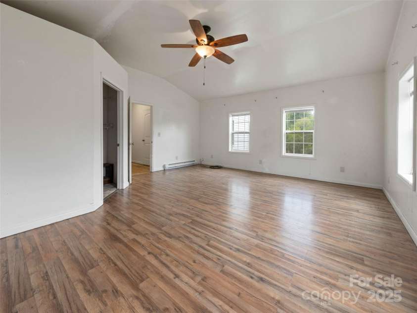 20 & 28 Toby Drive, Asheville, NC 28806.  MLS# CAR4261356, YatesRealty ID 183. Primary bedroom