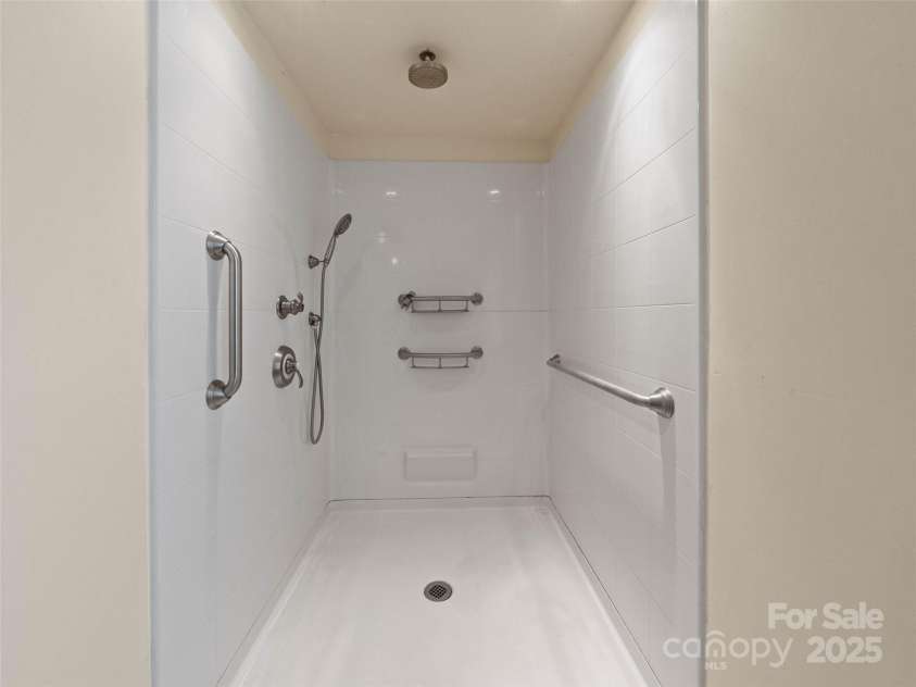 20 & 28 Toby Drive, Asheville, NC 28806.  MLS# CAR4261356, YatesRealty ID 183. Wheelchair accessible shower.