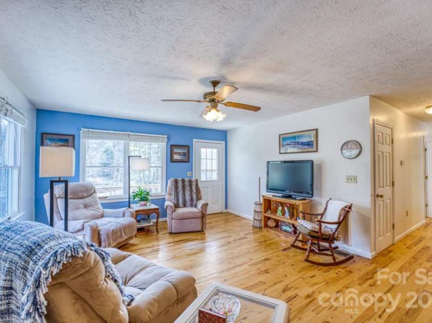 66 Fox Branch Road, Fairview, NC 28730.  MLS# CAR4103301, YatesRealty ID 183. 