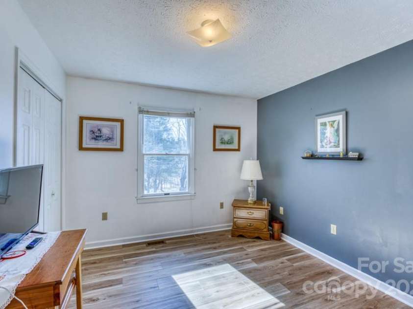 66 Fox Branch Road, Fairview, NC 28730.  MLS# CAR4103301, YatesRealty ID 183. 