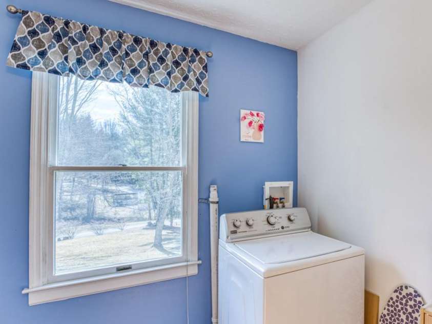 66 Fox Branch Road, Fairview, NC 28730.  MLS# CAR4103301, YatesRealty ID 183. 