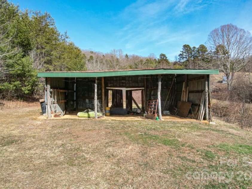 66 Fox Branch Road, Fairview, NC 28730.  MLS# CAR4103301, YatesRealty ID 183. 
