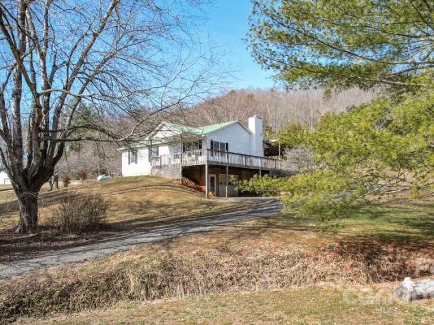 66 Fox Branch Road, Fairview, NC 28730.  MLS# CAR4103301, YatesRealty ID 183. 