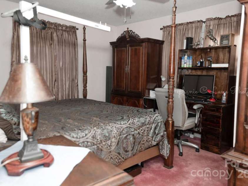 3021 Davis Park Road, Gastonia, NC 28052.  MLS# CAR4178974, YatesRealty ID 1830. 