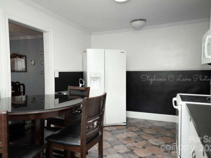 3021 Davis Park Road, Gastonia, NC 28052.  MLS# CAR4178974, YatesRealty ID 1830. 