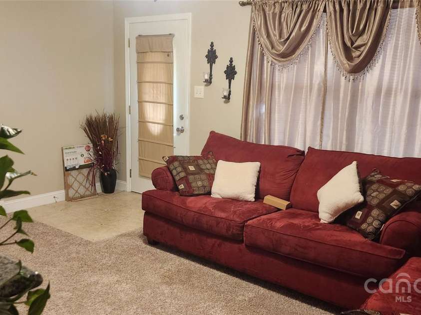 5511 Radford Avenue, Charlotte, NC 28217.  MLS# CAR4314548, YatesRealty ID 1830. 