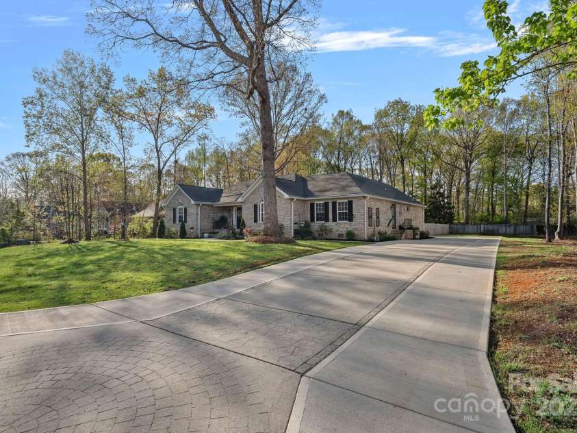 235 Stafford Estates Drive, Salisbury, NC 28146.  MLS# CAR4241796, YatesRealty ID 18300. 