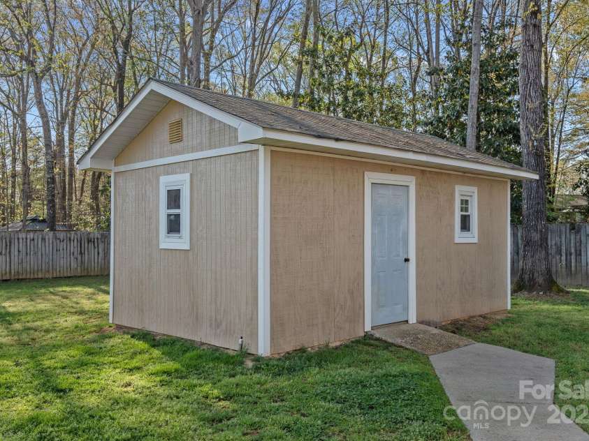 235 Stafford Estates Drive, Salisbury, NC 28146.  MLS# CAR4241796, YatesRealty ID 18300. 