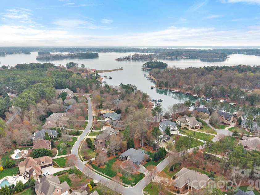 7832 Chapel Creek Drive, Denver, NC 28037.  MLS# CAR4357682, YatesRealty ID 18300. 