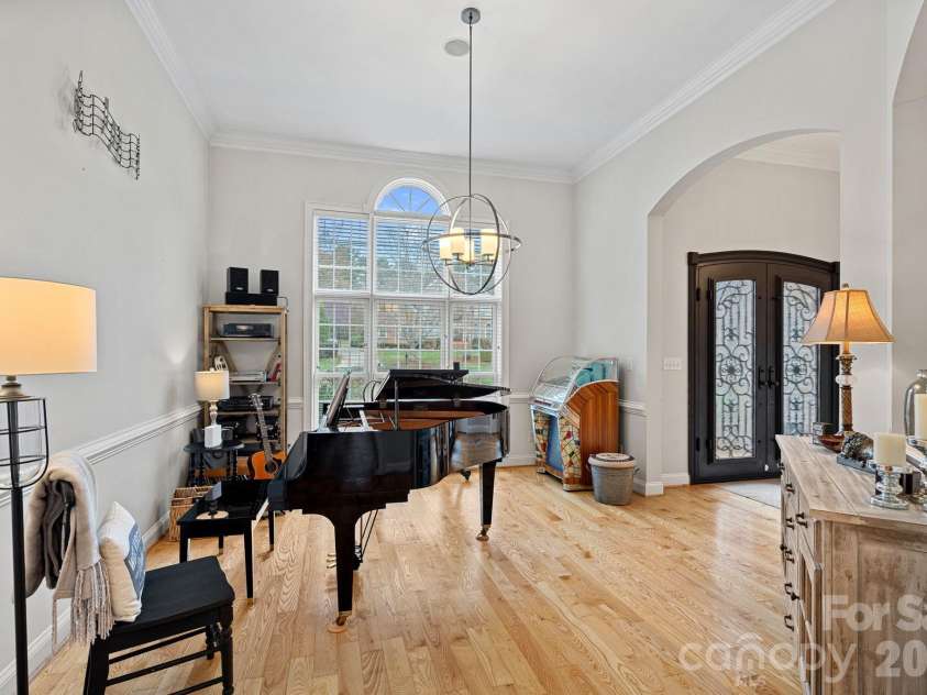 7832 Chapel Creek Drive, Denver, NC 28037.  MLS# CAR4357682, YatesRealty ID 18300. Dining Room