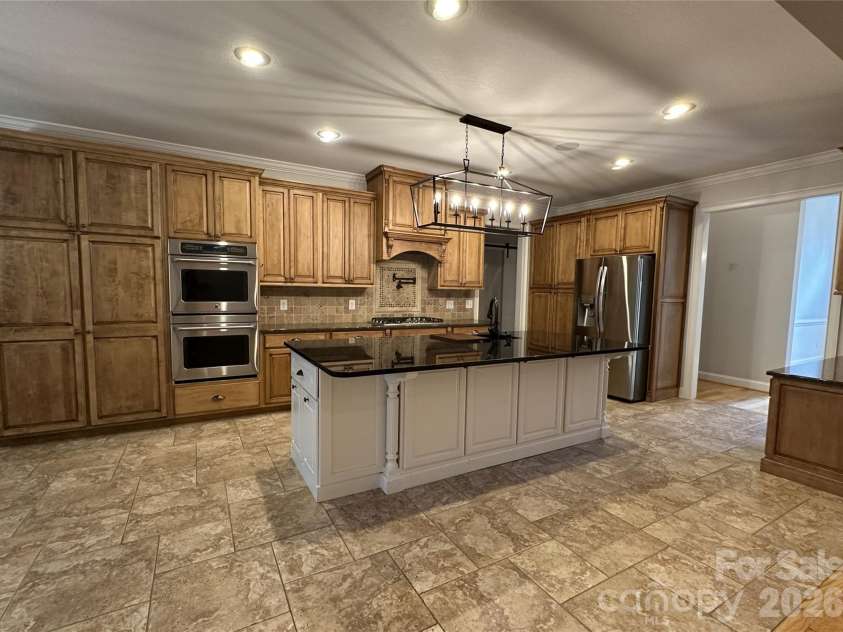 7832 Chapel Creek Drive, Denver, NC 28037.  MLS# CAR4357682, YatesRealty ID 18300. Kitchen