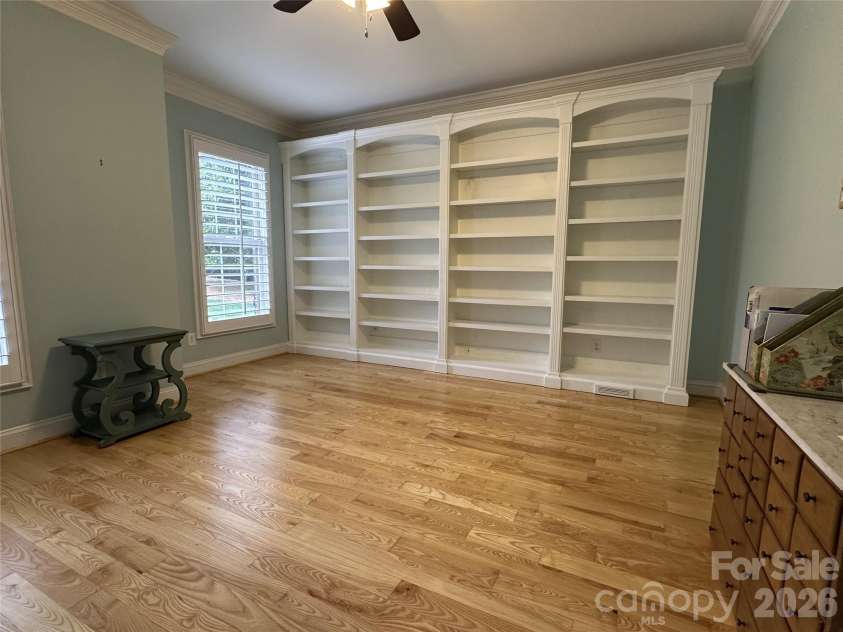 7832 Chapel Creek Drive, Denver, NC 28037.  MLS# CAR4357682, YatesRealty ID 18300. Office 1
