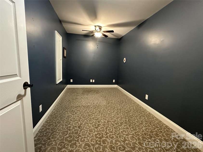 7832 Chapel Creek Drive, Denver, NC 28037.  MLS# CAR4357682, YatesRealty ID 18300. Office 2