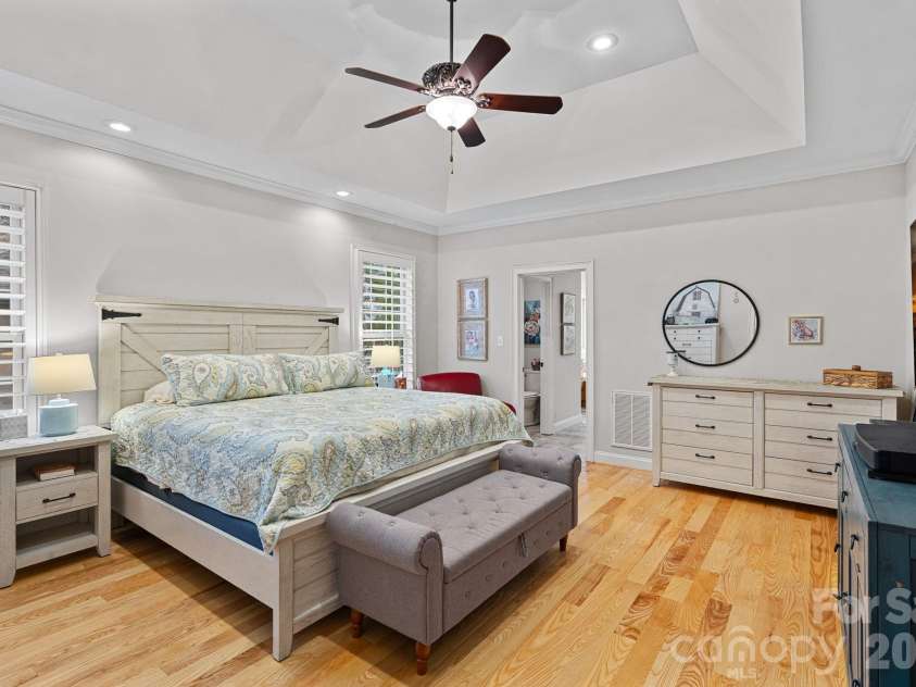 7832 Chapel Creek Drive, Denver, NC 28037.  MLS# CAR4357682, YatesRealty ID 18300. Primary Bedroom
