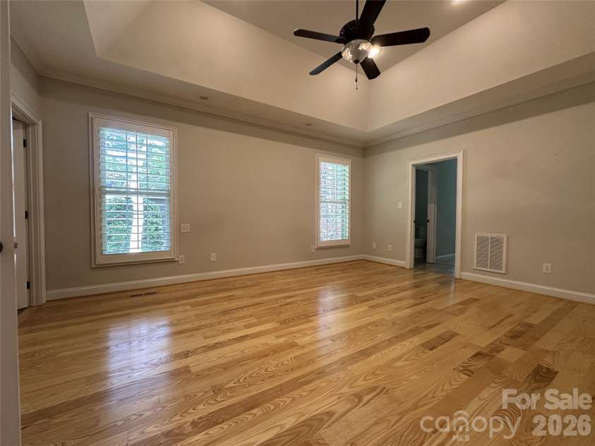 7832 Chapel Creek Drive, Denver, NC 28037.  MLS# CAR4357682, YatesRealty ID 18300. Primary Bedroom