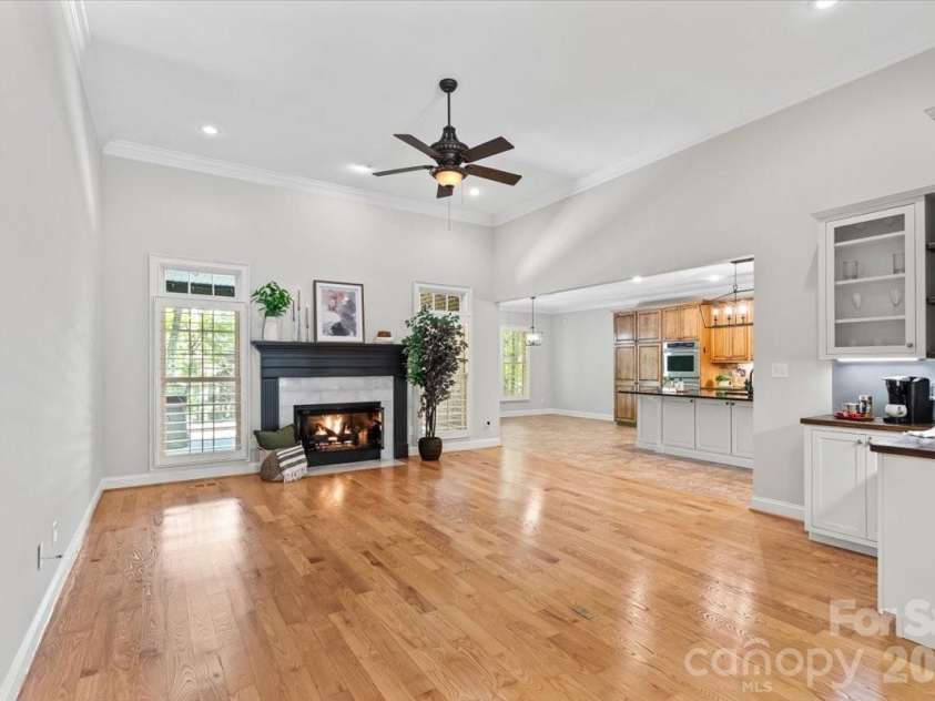 7832 Chapel Creek Drive, Denver, NC 28037.  MLS# CAR4416487, YatesRealty ID 18300. 
